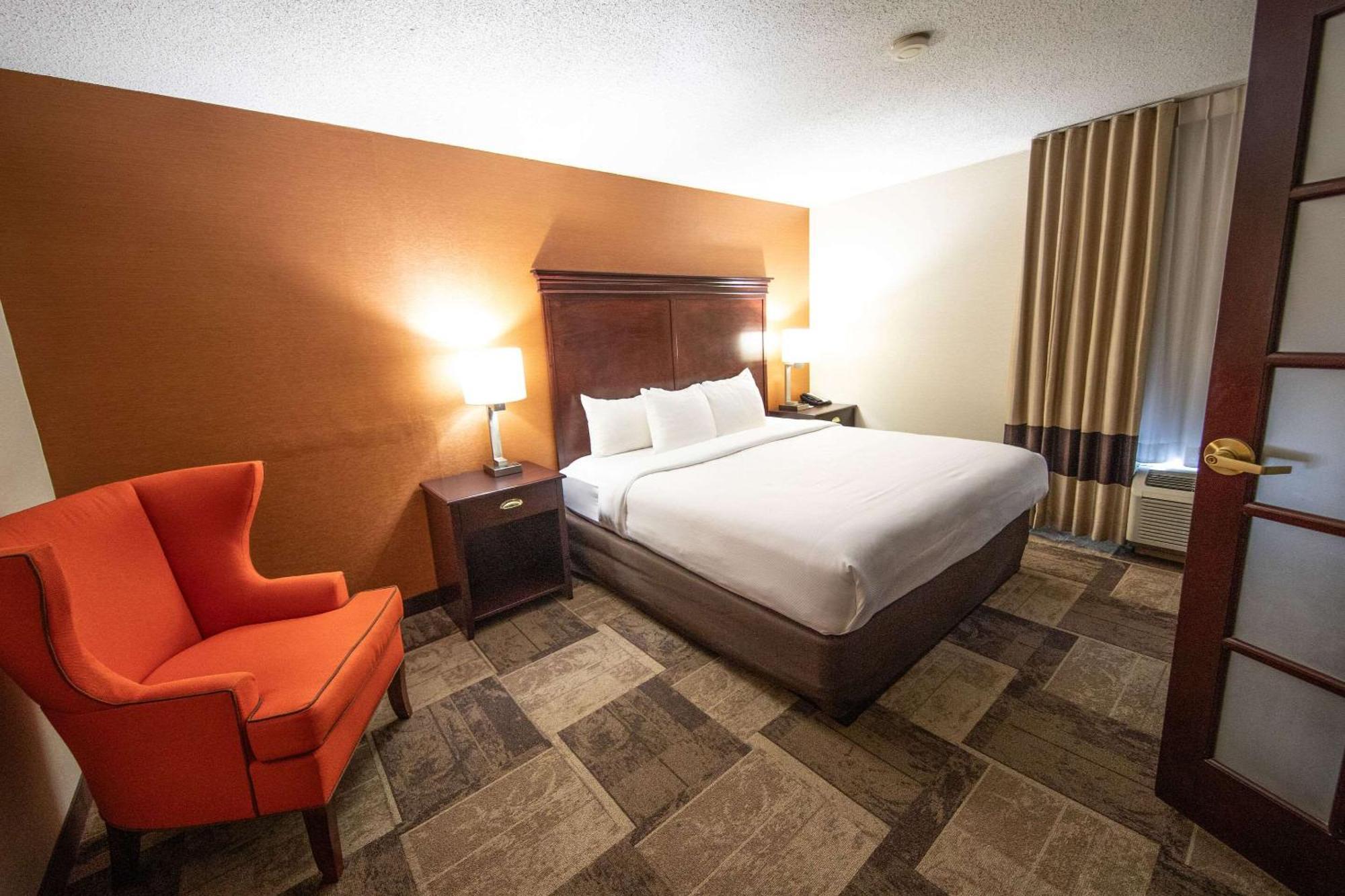 Comfort Inn & Suites Hutchinson Εξωτερικό φωτογραφία