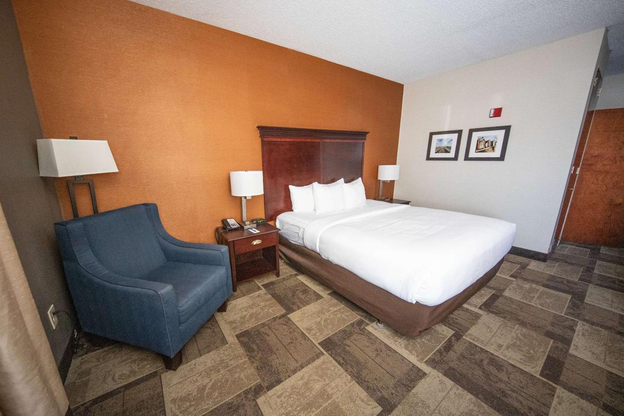 Comfort Inn & Suites Hutchinson Εξωτερικό φωτογραφία