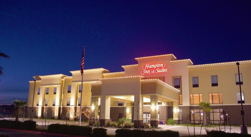 Comfort Inn & Suites Hutchinson Εξωτερικό φωτογραφία