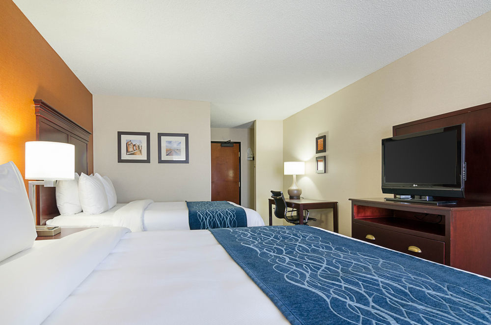 Comfort Inn & Suites Hutchinson Εξωτερικό φωτογραφία